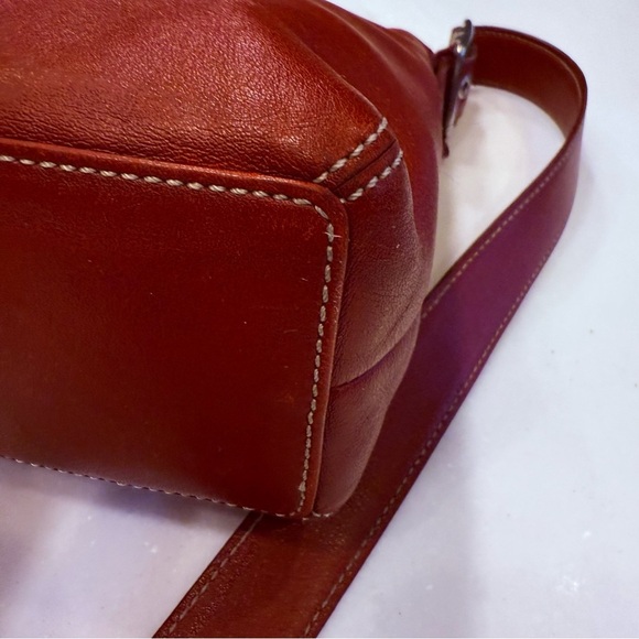 Coach VINTAGE Legacy Red Leather Crossbody Bag 9543 EUC Zip Close Adj Strap - Picture 7 of 16